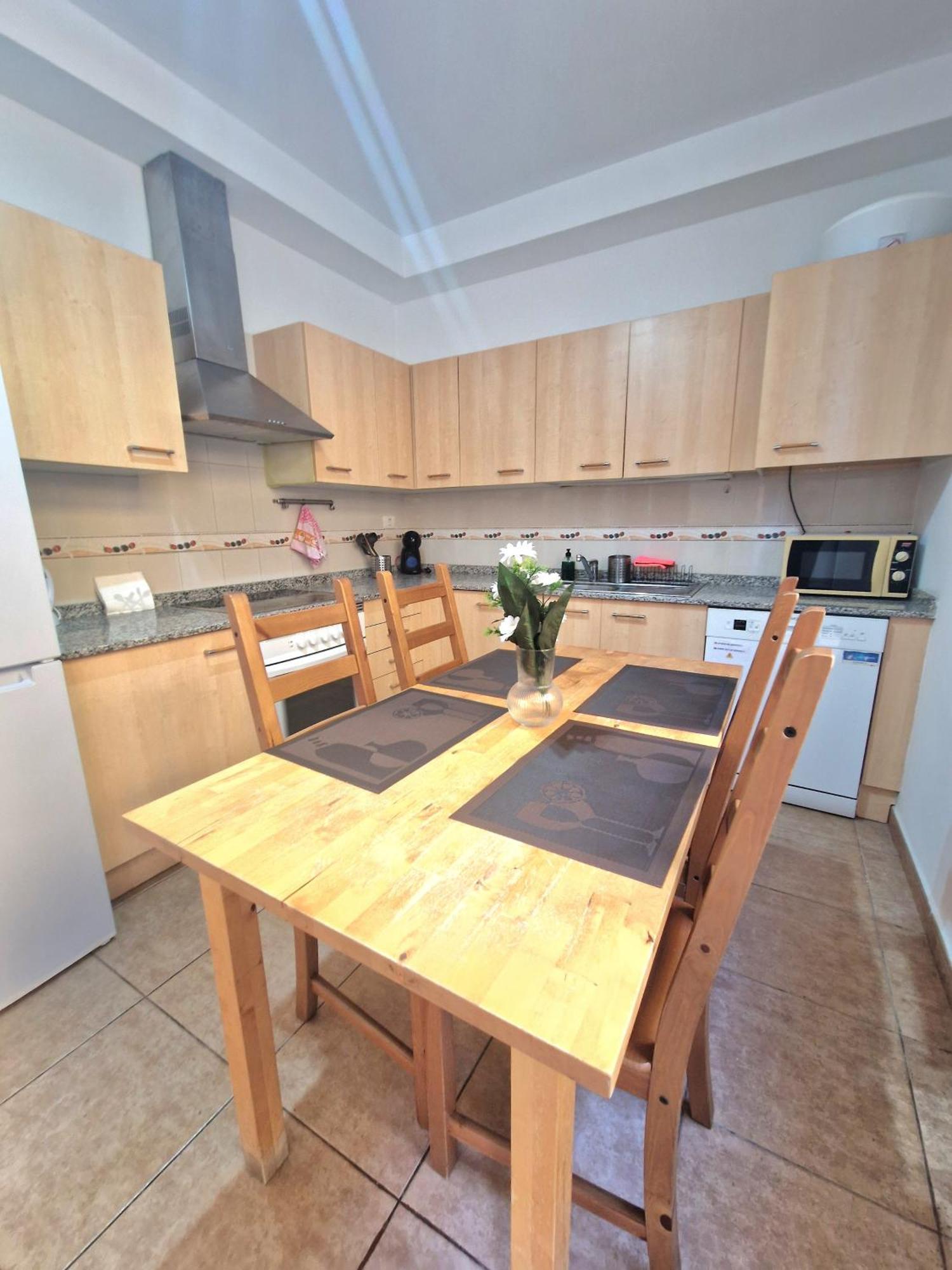 Spacious Independent Chalet Next The Airport - Sea San Isidro  Exterior photo